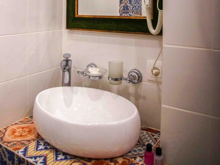 B&B Rooms Тбилиси Номер фото